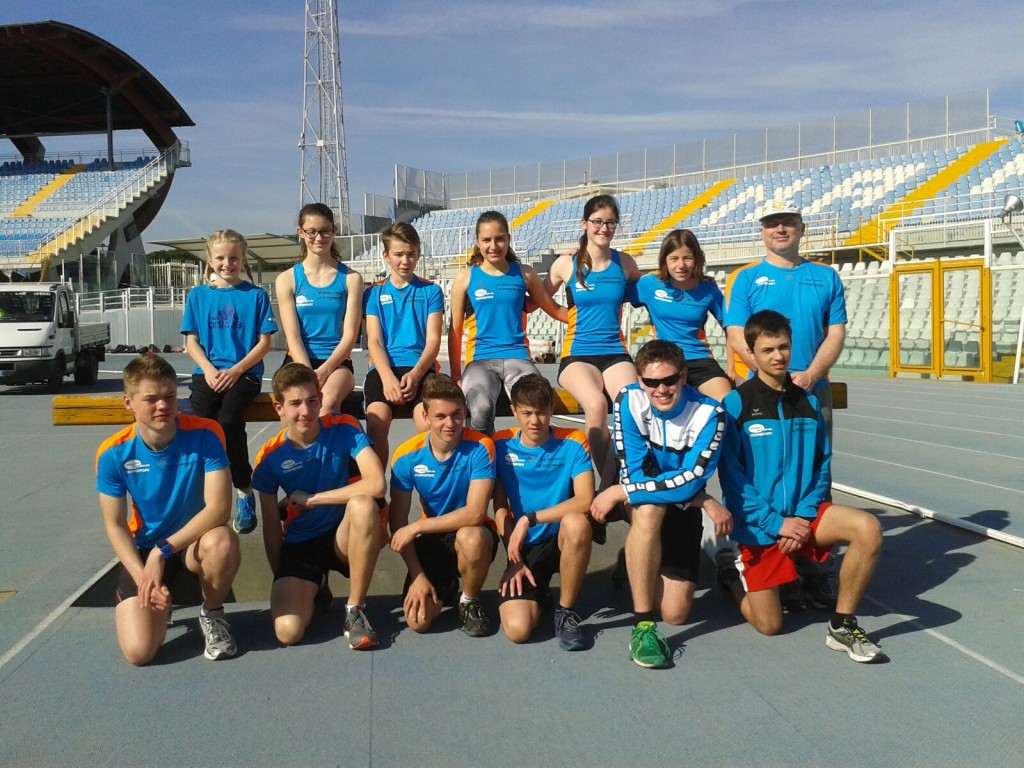 Unsere Sportler in Pescara: hintere Reihe: vordere Reihe